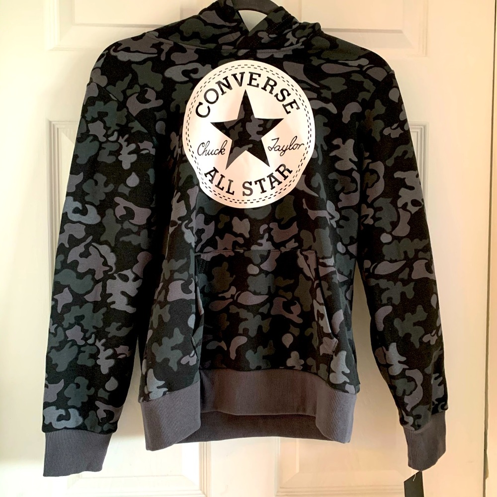 Converse 🆕 youth sweater I have several sizes
